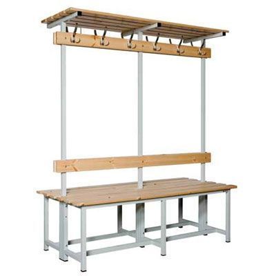 Banco doble de madera con estante y percheros