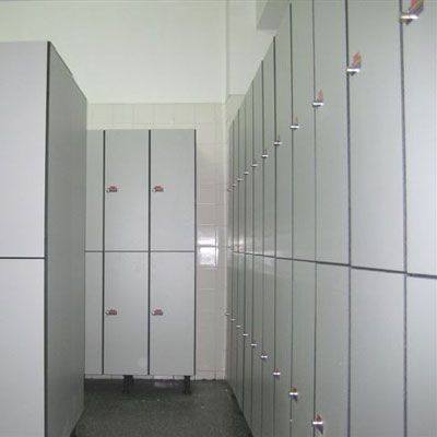 taquillas-fenolicas-2-puertas-gris