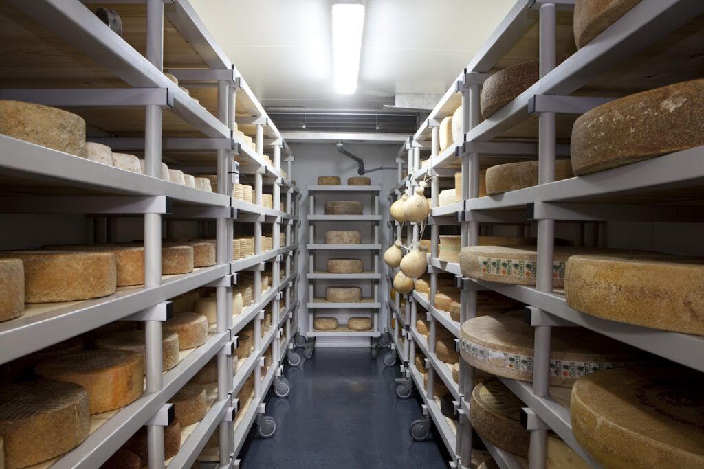 Tienda de queso - Estanterías para queserías